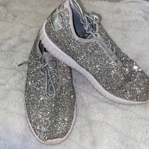 Girls sparkle shoes